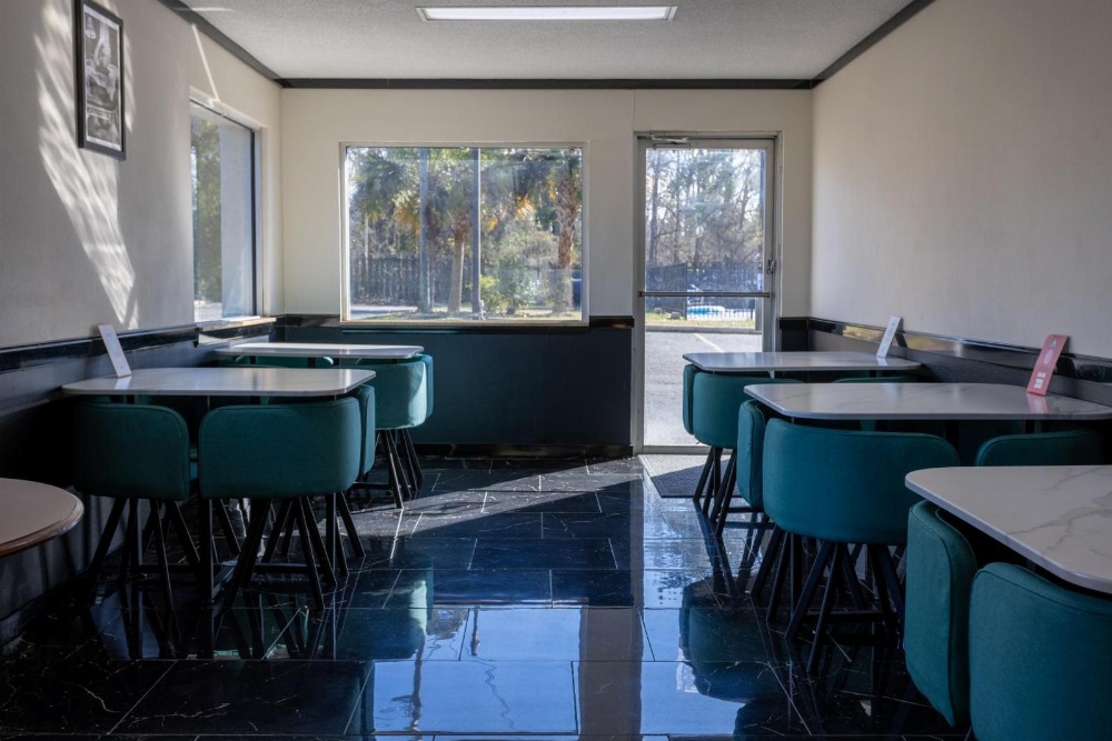 Days Inn by Wyndham Columbia